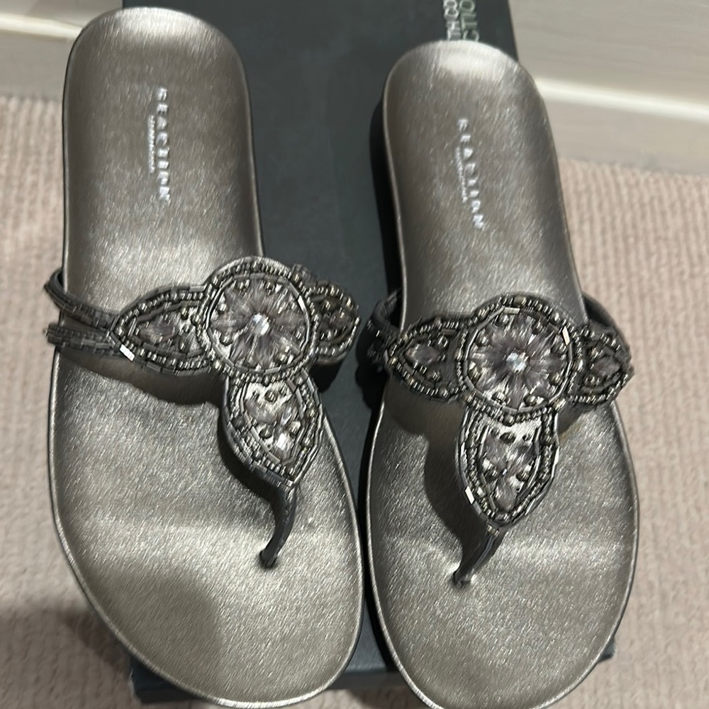 Kenneth Cole Reaction Pewter Sandals - Picture 3 of 5